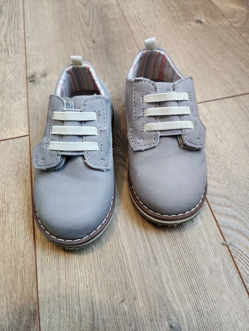 Size 8 Boys Gray Dress Shoes